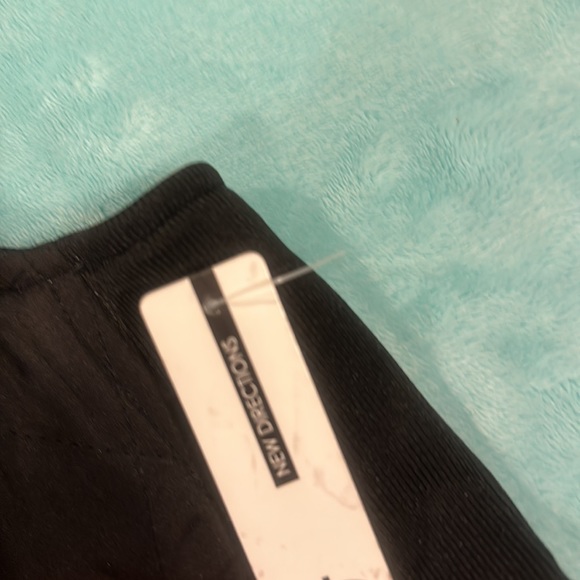 Brand New “New Directions” Black/Leopard Vest - Picture 4 of 8